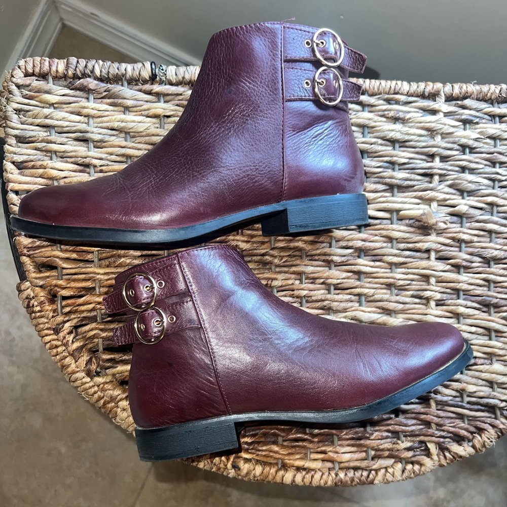 Zara short boots burgundy leather!